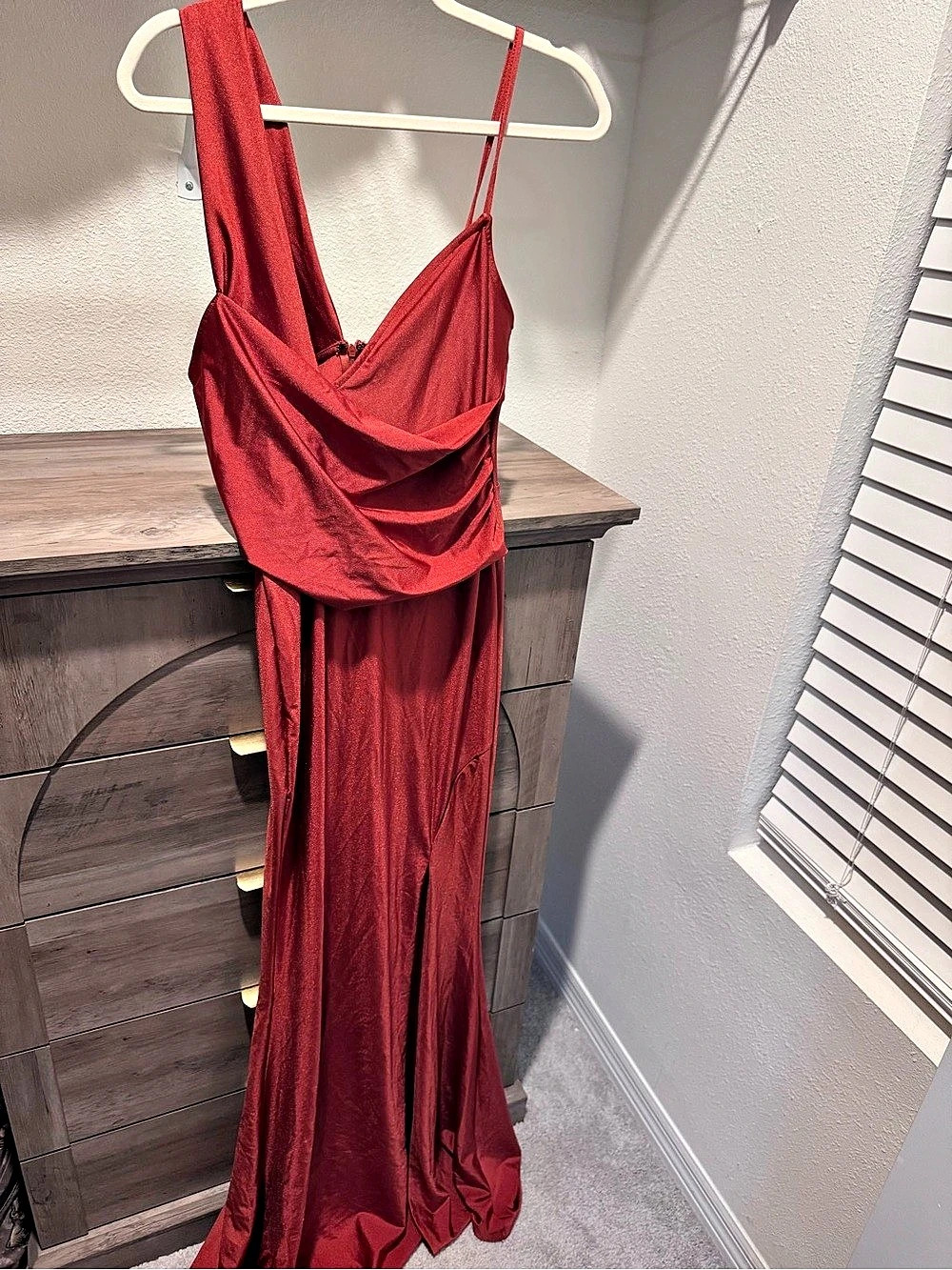 ABS by Allen Schwartz Red Draped Neck Maxi Dress Size Medium NWT